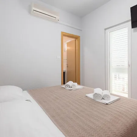 Apartment Gianni Makarska